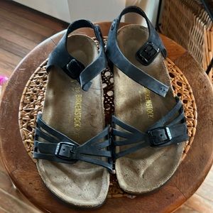 Ladies gently used Birkenstock sandals